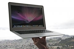 <b>蘋果的二手Macbook air機型屏幕背光與A面外殼一體詳解！</b>